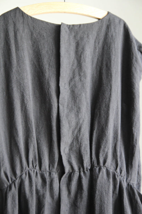 ギャザーワンピース パフフレンチ