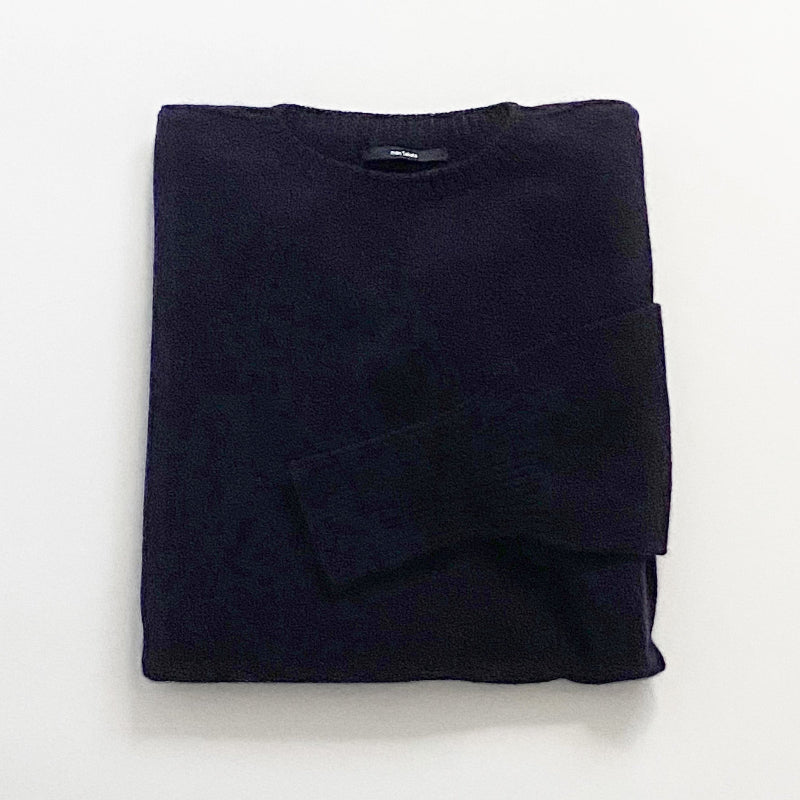 クルーネックセーター