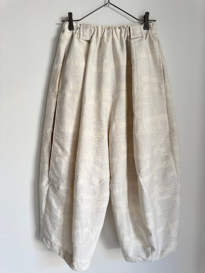 ニーカットパンツ（M)